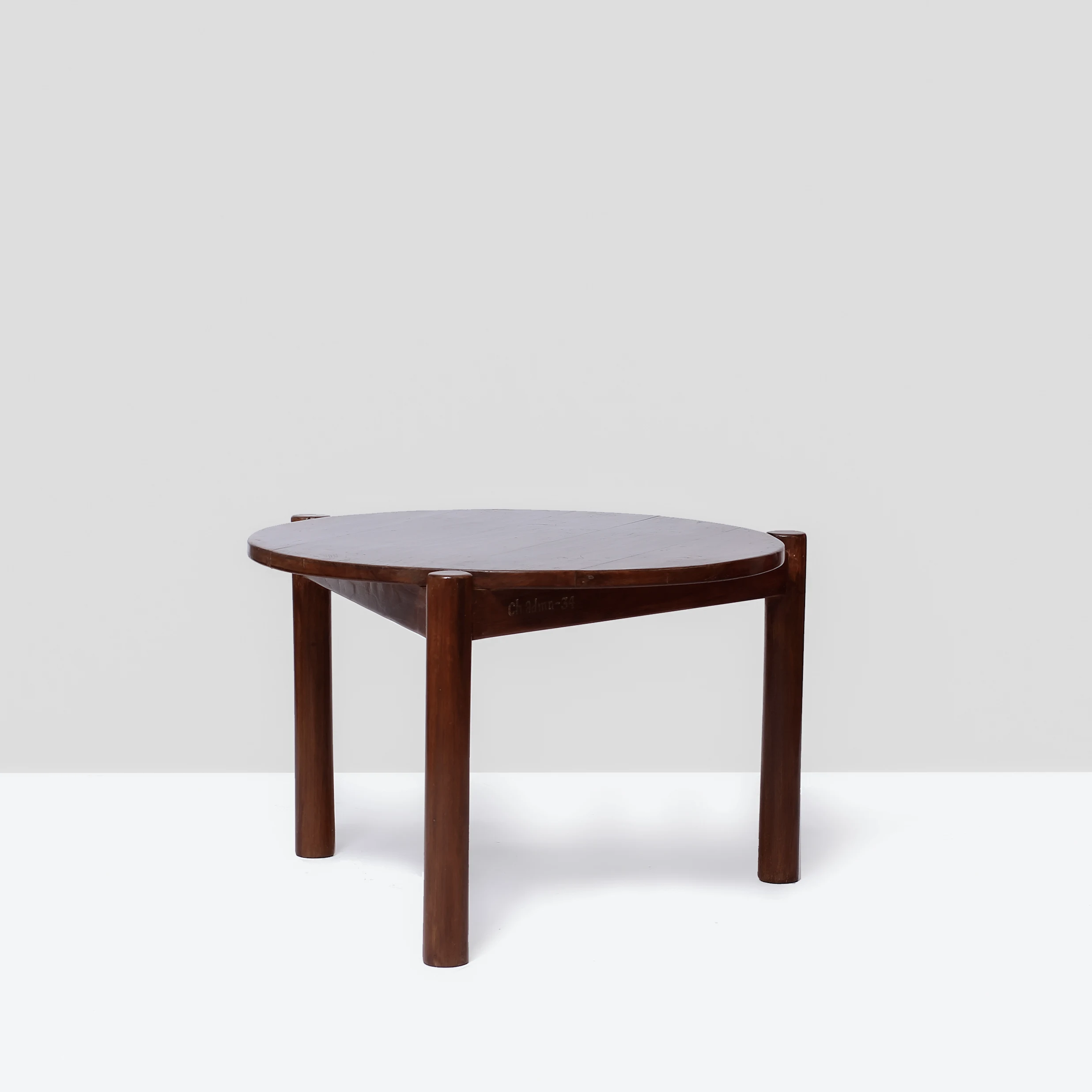 Pierre Jeanneret, Round coffee table