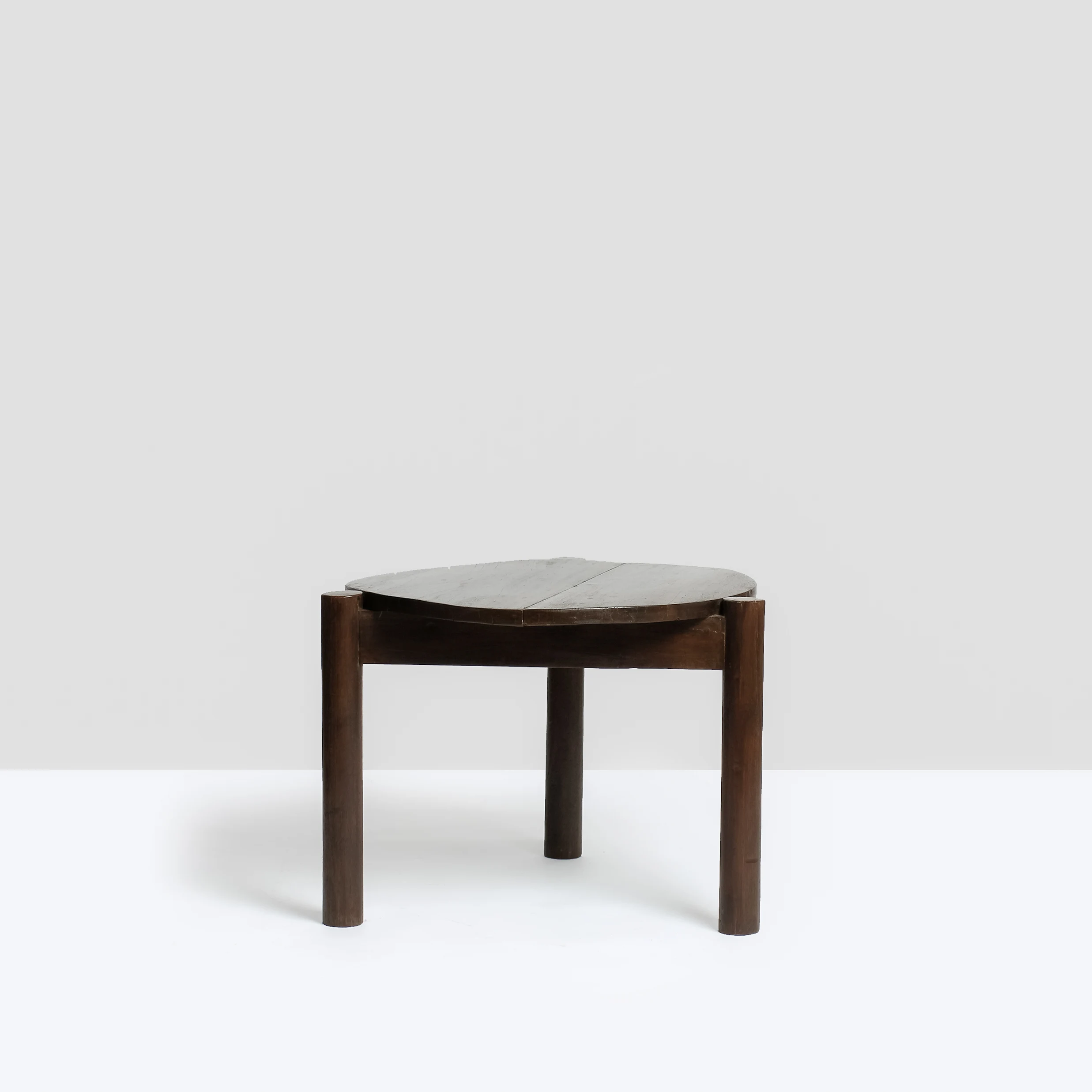 Pierre Jeanneret, Round coffee table (Early small version)