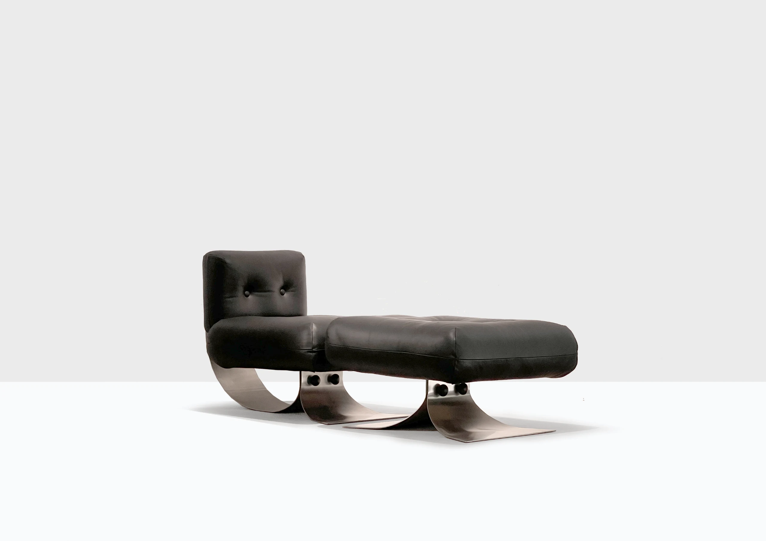 Oscar Niemeyer, Lounge chair
