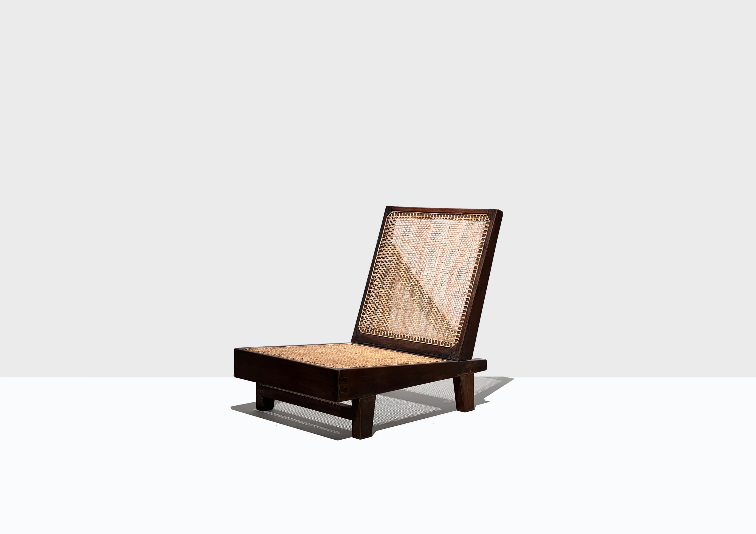 Pierre Jeanneret, Folding low chair