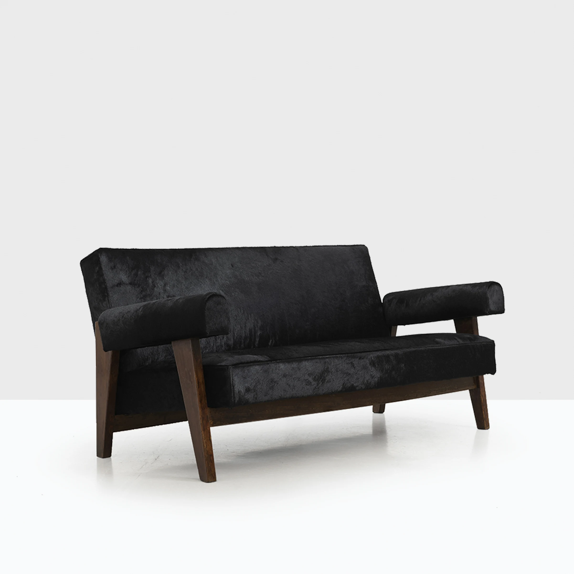 Le Corbusier + Pierre Jeanneret, Lounge arm sofa
